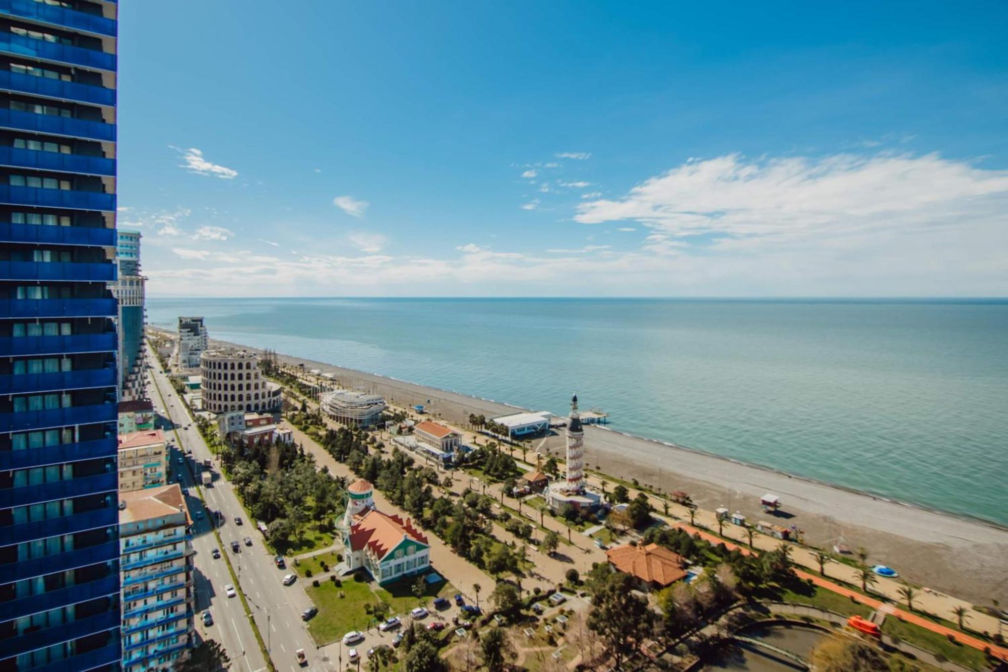 Orbi City Black Sea View Aparthotel Batumi Exterior photo