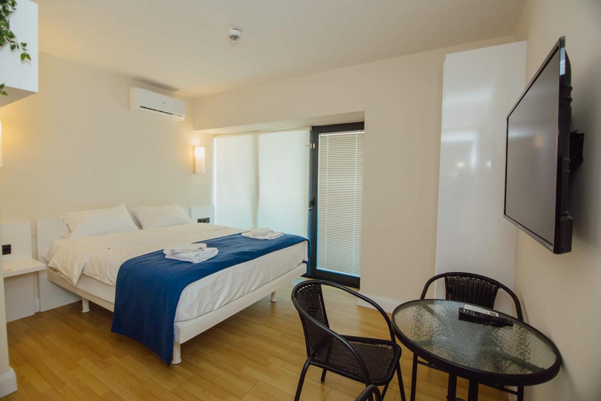 Orbi City Black Sea View Aparthotel Batumi Exterior photo