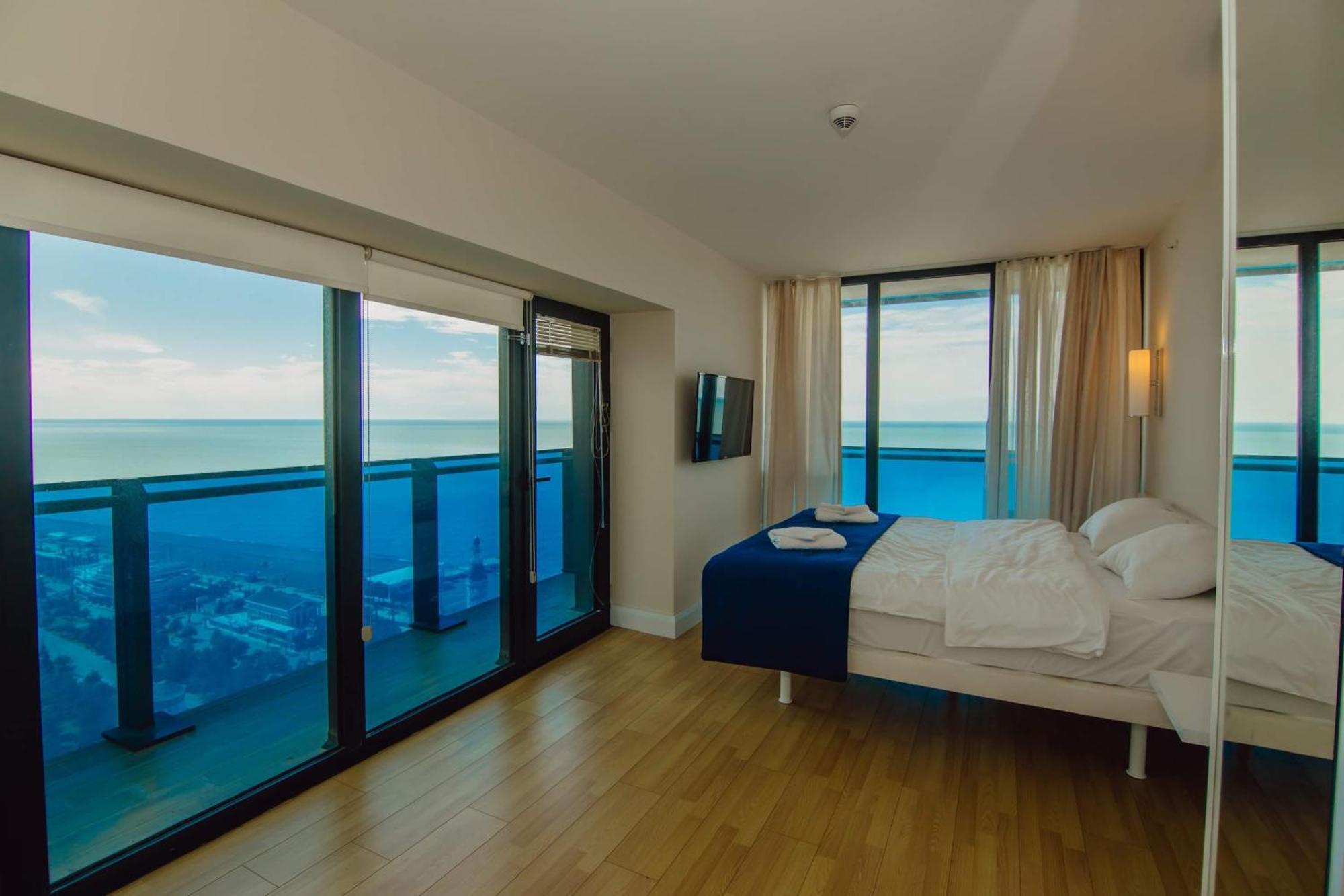 Orbi City Black Sea View Aparthotel Batumi Exterior photo