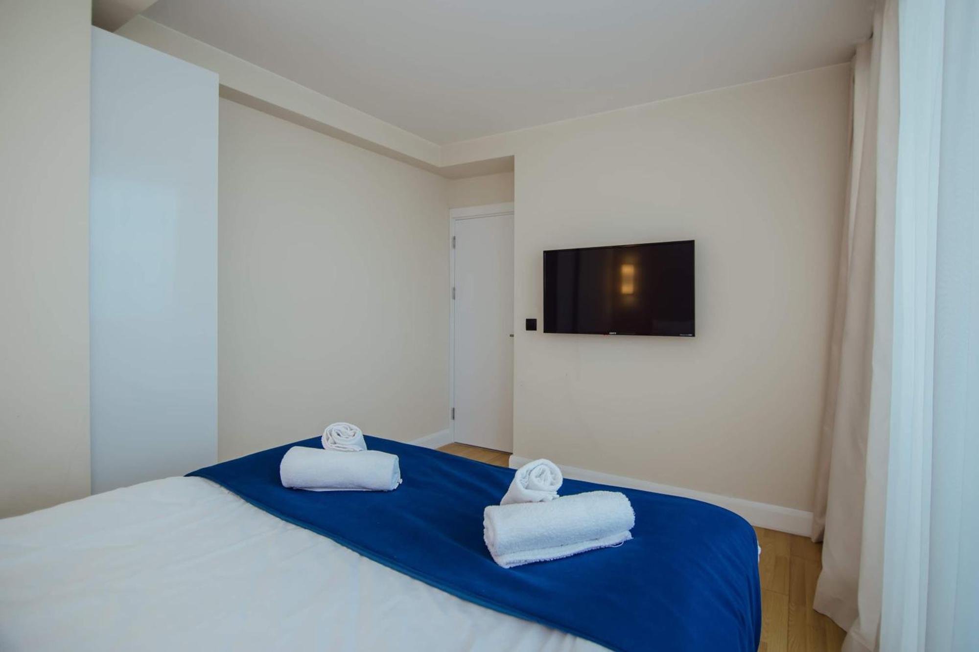 Orbi City Black Sea View Aparthotel Batumi Exterior photo