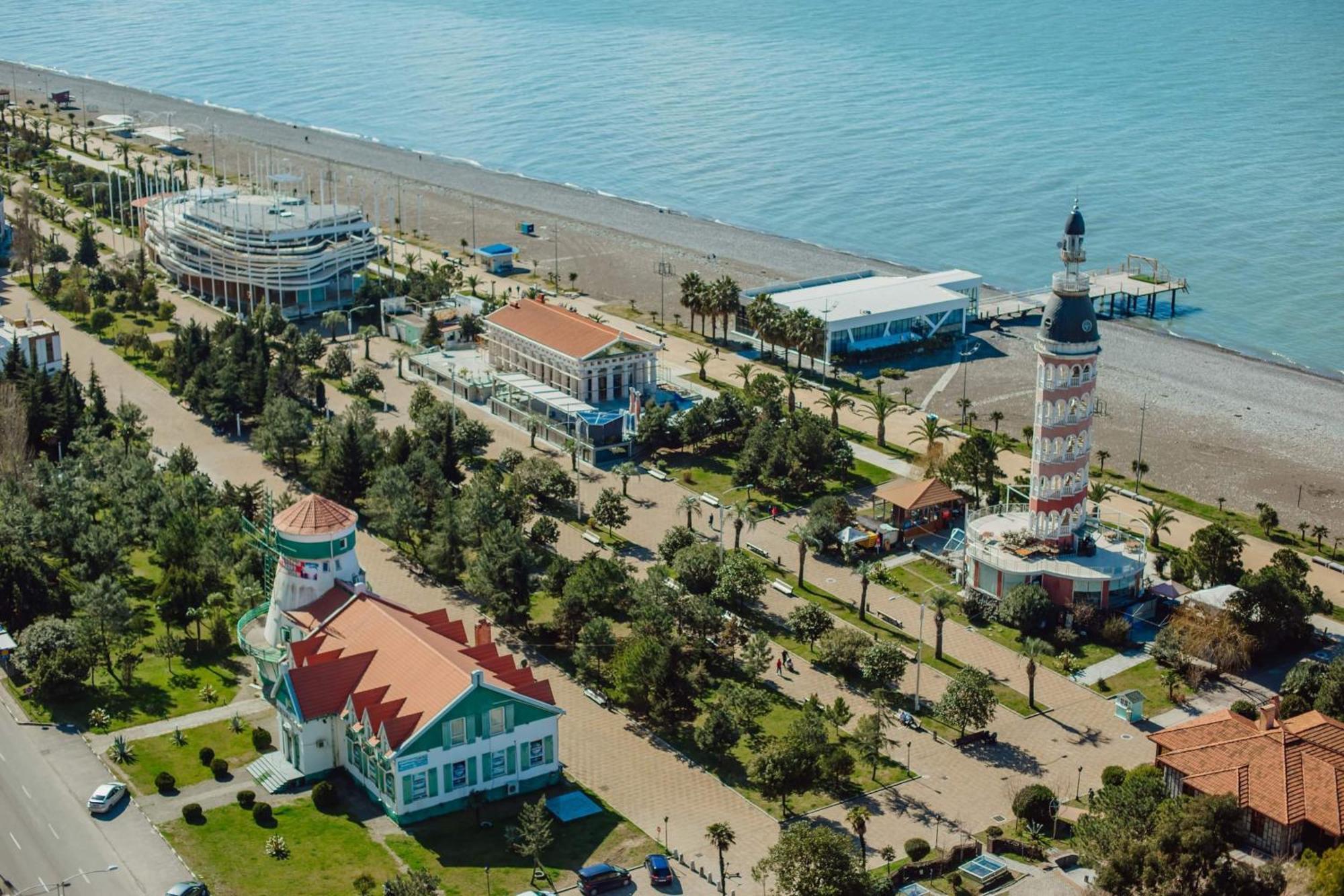 Orbi City Black Sea View Aparthotel Batumi Exterior photo